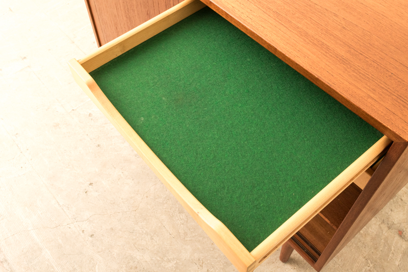 北欧家具 talo カイ・クリスチャンセン ビンテージ キャビネット