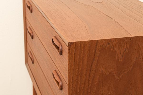 北欧家具　デンマーク　チェスト