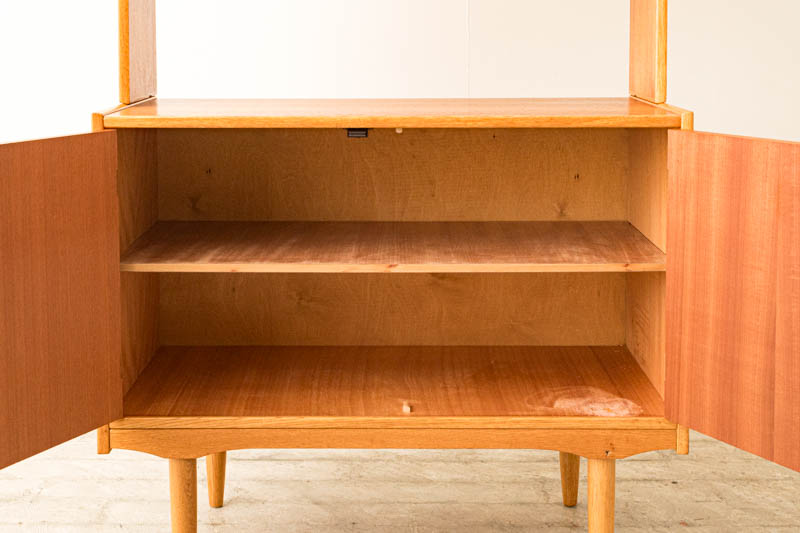 北欧家具　デンマーク　ハイキャビネット