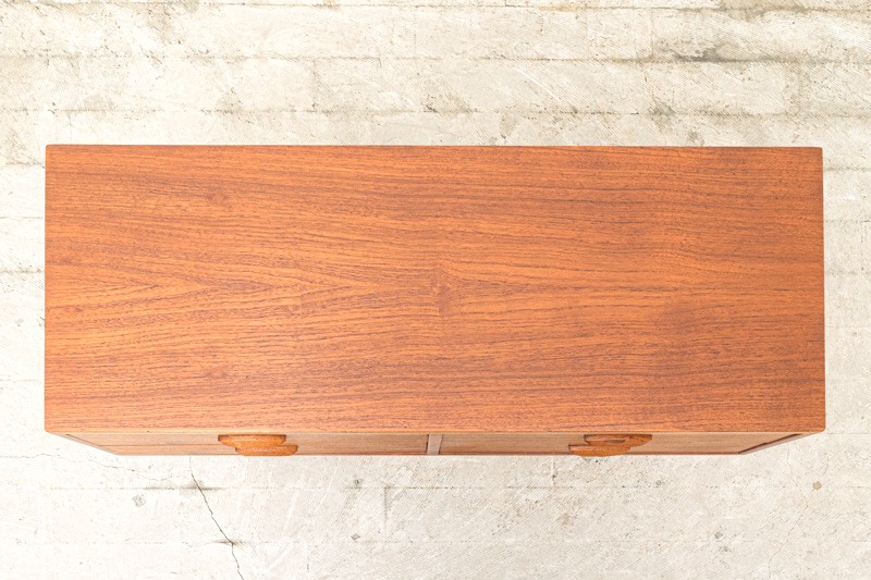 北欧家具　カイ・クリスチャンセン　チェスト