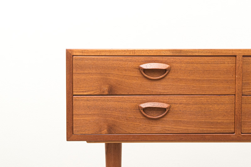 北欧家具　カイ・クリスチャンセン　チェスト