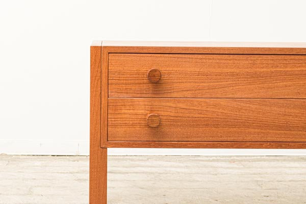 北欧家具　デンマーク　チェスト