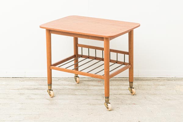 北欧家具　ワゴン