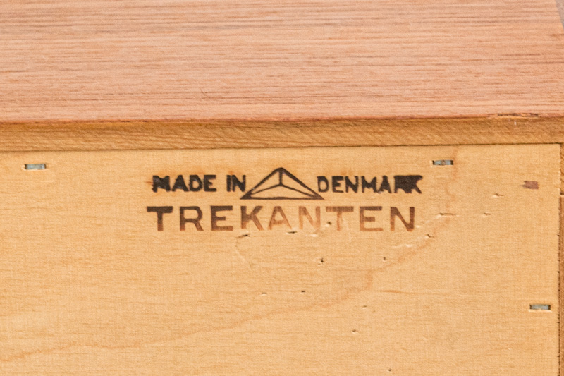 北欧家具　デンマーク　チェスト