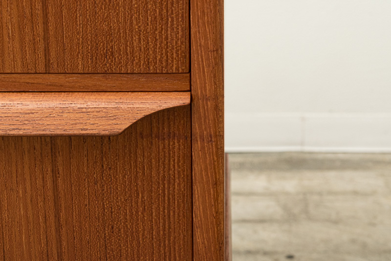 北欧家具　デンマーク　チェスト