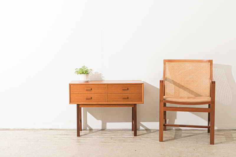 北欧家具　カイ・クリスチャンセン　チェスト