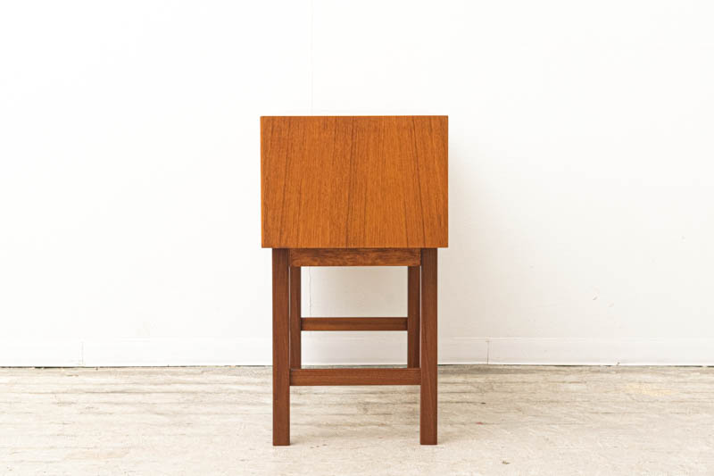 北欧家具　カイ・クリスチャンセン　チェスト