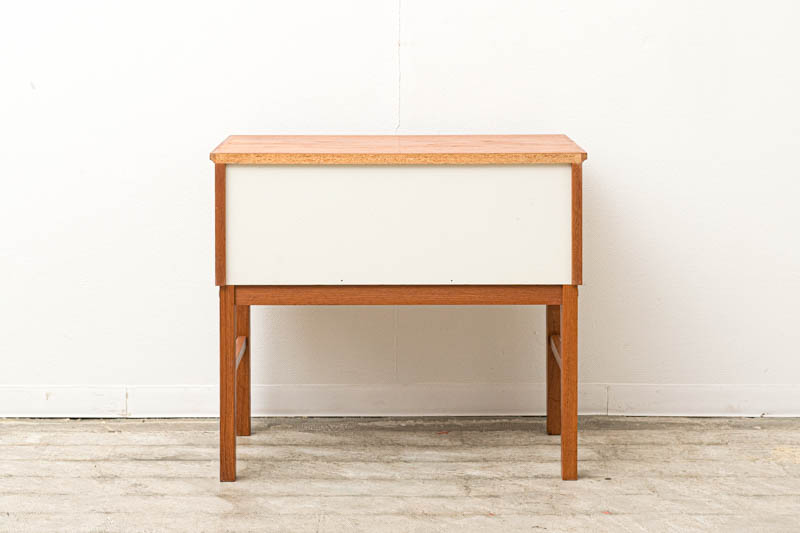 北欧家具　デンマーク　チェスト