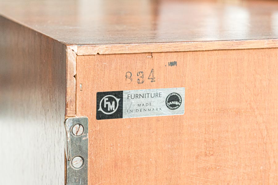 北欧家具　ハンス・Ｊ・ウェグナー　キャビネット