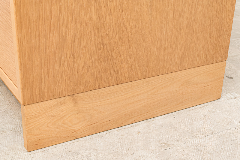 北欧家具　デンマーク　ハイキャビネット