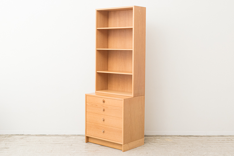 北欧家具　デンマーク　ハイキャビネット
