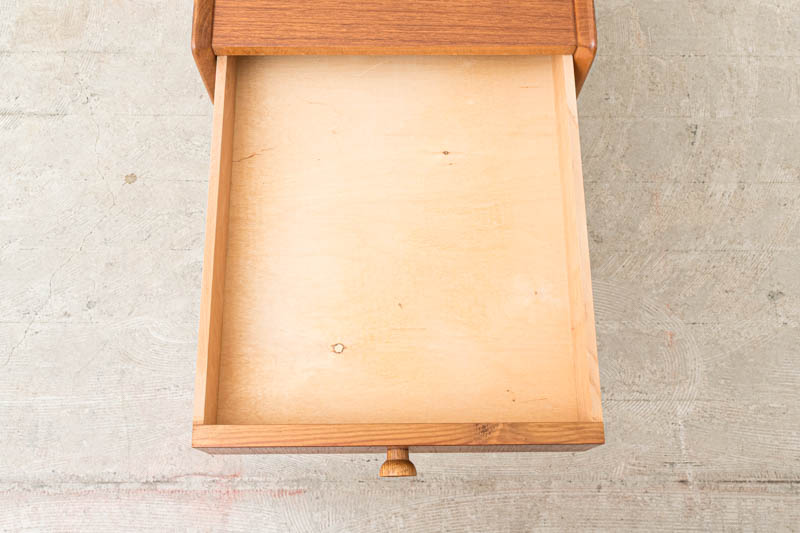 北欧家具　デンマーク　チェスト
