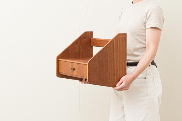 北欧家具　デンマーク　ウォールドロワー