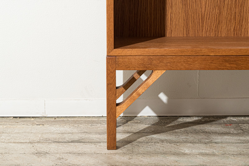 北欧家具　ハンス・Ｊ・ウェグナー　キャビネット