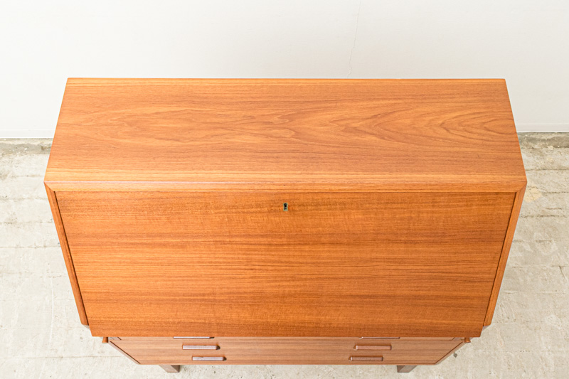 北欧家具　デンマーク　ライティングデスク