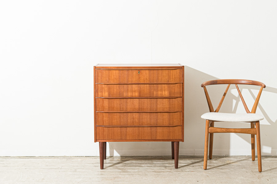 北欧家具　デンマーク　チェスト