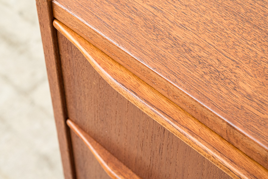 北欧家具　デンマーク　チェスト