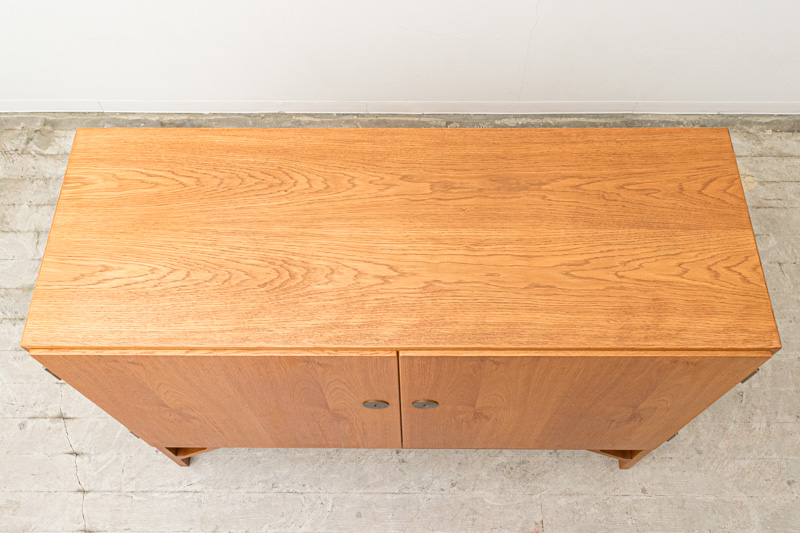 北欧家具 ハンス・J・ウェグナー キャビネット