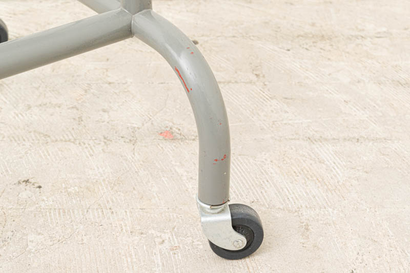 北欧家具　ワゴン