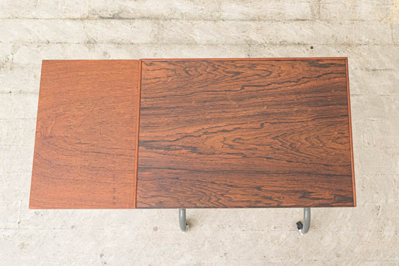 北欧家具　ワゴン