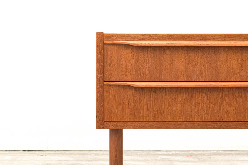 北欧家具　デンマーク　チェスト