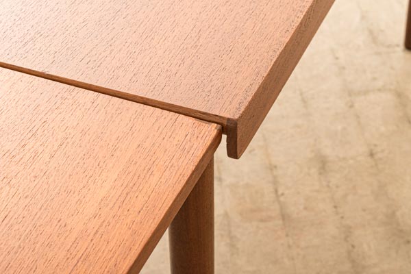 北欧家具　デンマーク　ダイニングテーブル　エクステンション