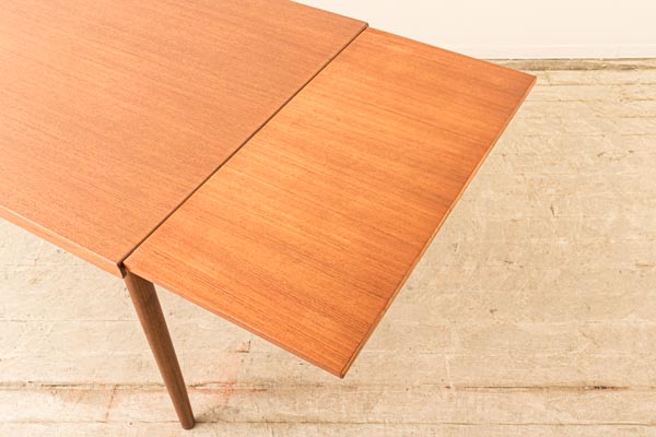 北欧家具　デンマーク　ダイニングテーブル　エクステンション