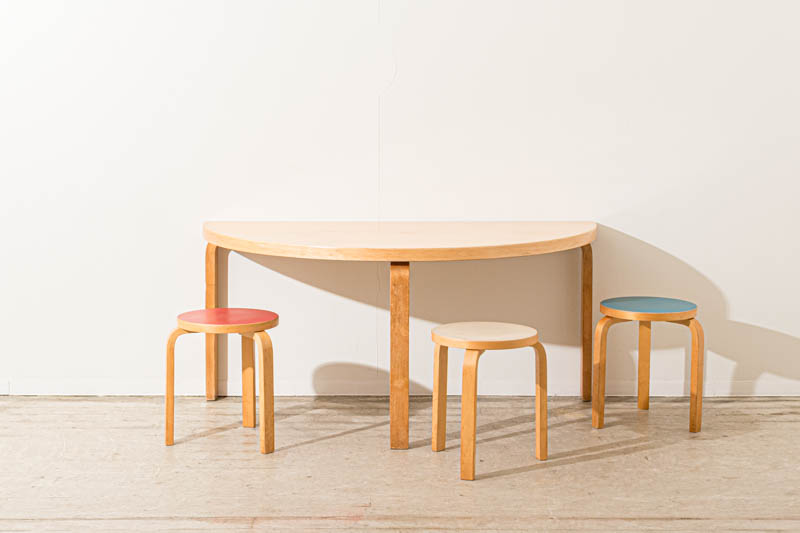 北欧家具　artek　アルヴァ・アアルト　テーブル