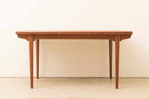 北欧家具　デンマーク　ダイニングテーブル　エクステンション