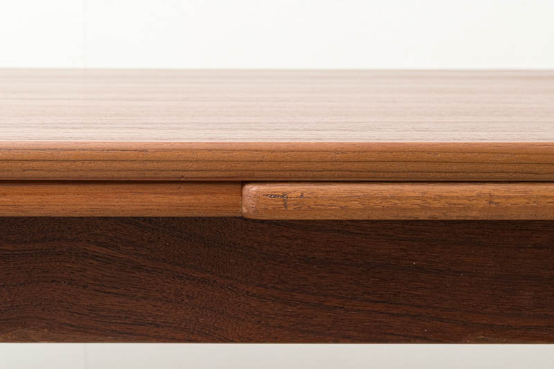 北欧家具　デンマーク　ダイニングテーブル　エクステンション