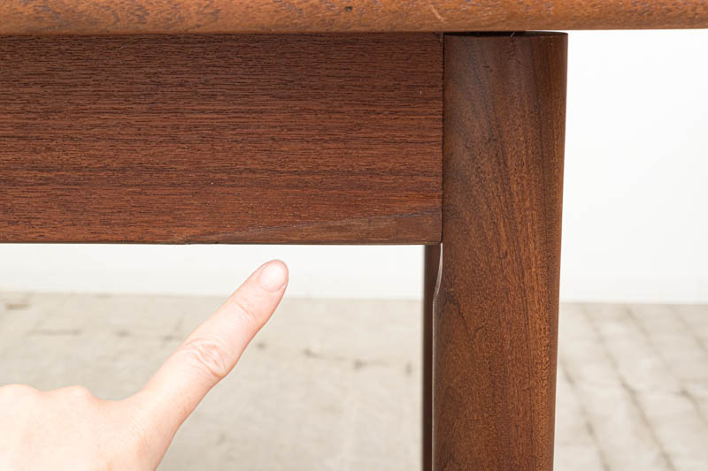 北欧家具　デンマーク　ダイニングテーブル　エクステンション