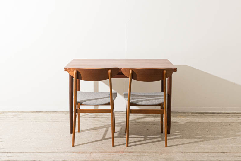 北欧家具　デンマーク　ダイニングテーブル　エクステンション
