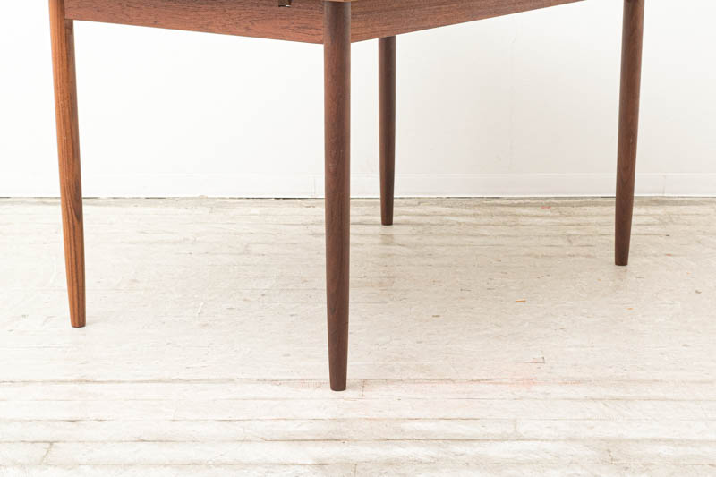 北欧家具　デンマーク　ダイニングテーブル　エクステンション