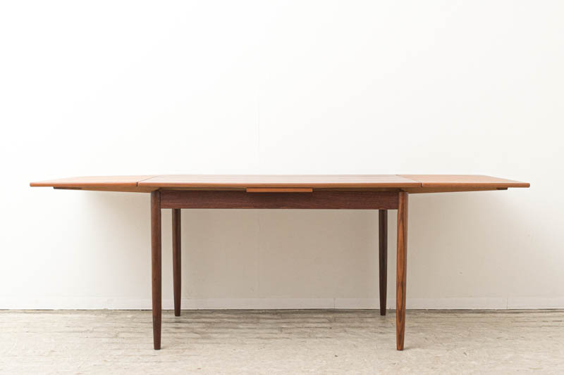 北欧家具　デンマーク　ダイニングテーブル　エクステンション