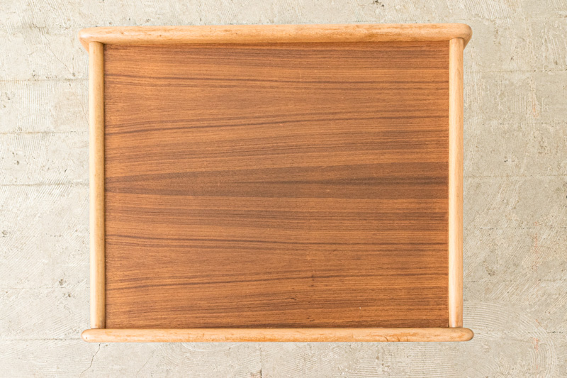 北欧家具　デンマーク製　ワゴンテーブル