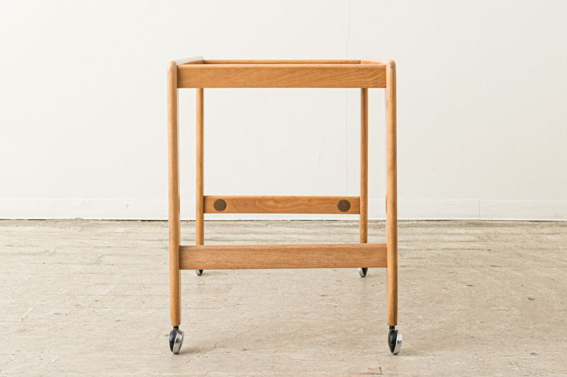 北欧家具　デンマーク製　ワゴンテーブル