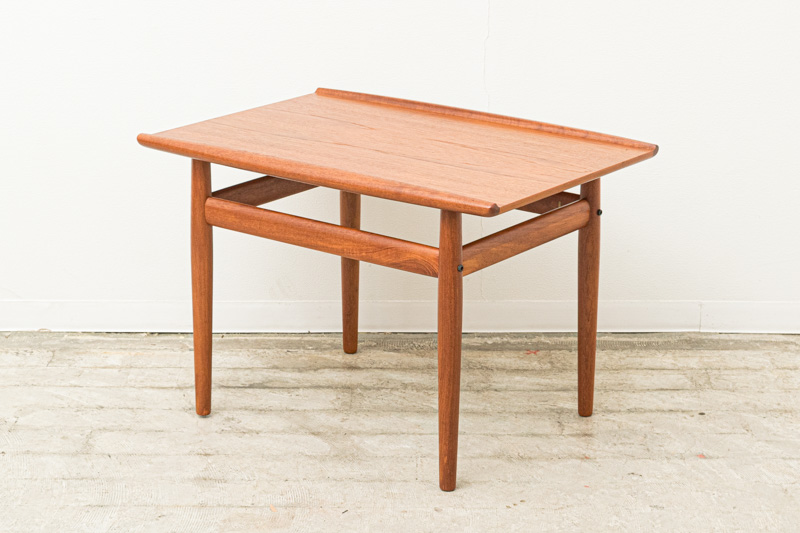 北欧家具talo デンマーク製 ビンテージ サイドテーブル 北欧家具