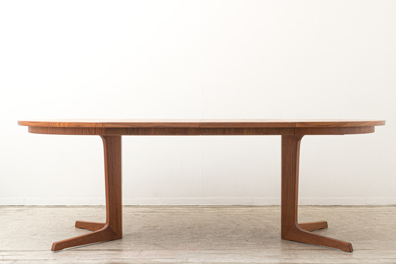 ⭐︎人気⭐︎オススメ⭐︎アンティーク　伸長式　エクステンション　ダイニングテーブル ○アンティークエクステンションテーブル≪大きさが変えられる楕円形