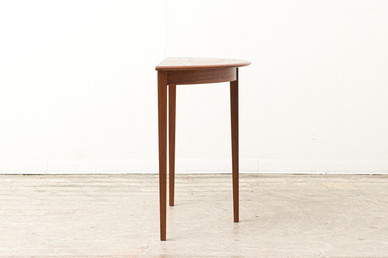 北欧家具　デンマーク　ネストテーブル