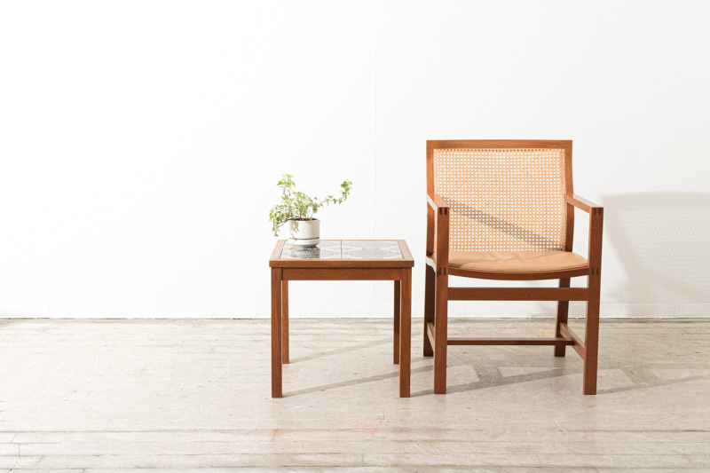 Fumi 1960s ヴィンテージ デンマーク製 タイル サイドテーブル Fumi 様専用1960s ヴィンテージ デンマーク製 タイル サイドテーブル