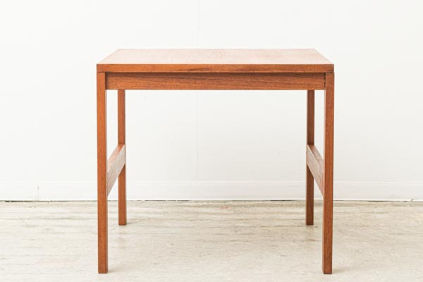 北欧家具　デンマーク　ネストテーブル