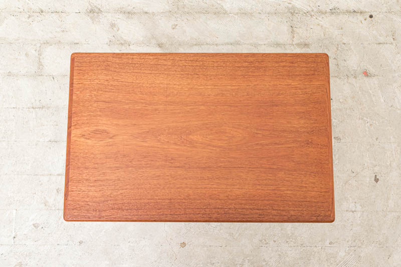 北欧家具　デンマーク　ネストテーブル