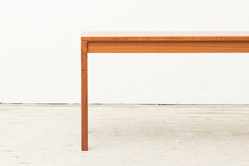 北欧家具　デンマーク　ソファテーブル