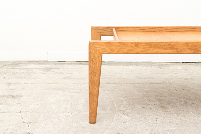 北欧家具　デンマーク　サイドテーブル