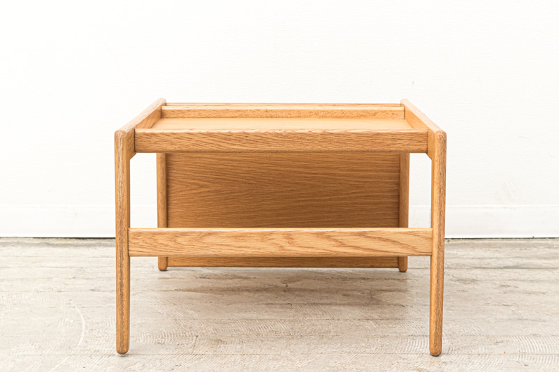 北欧家具　デンマーク　サイドテーブル