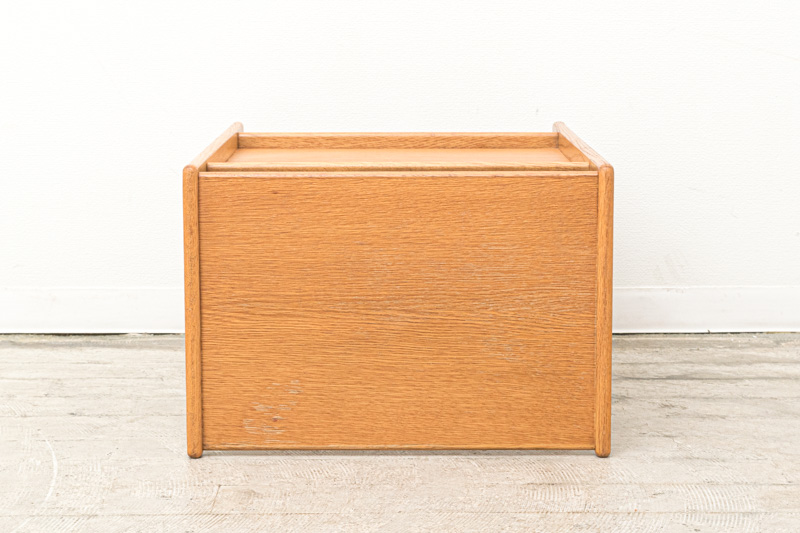 北欧家具　デンマーク　サイドテーブル