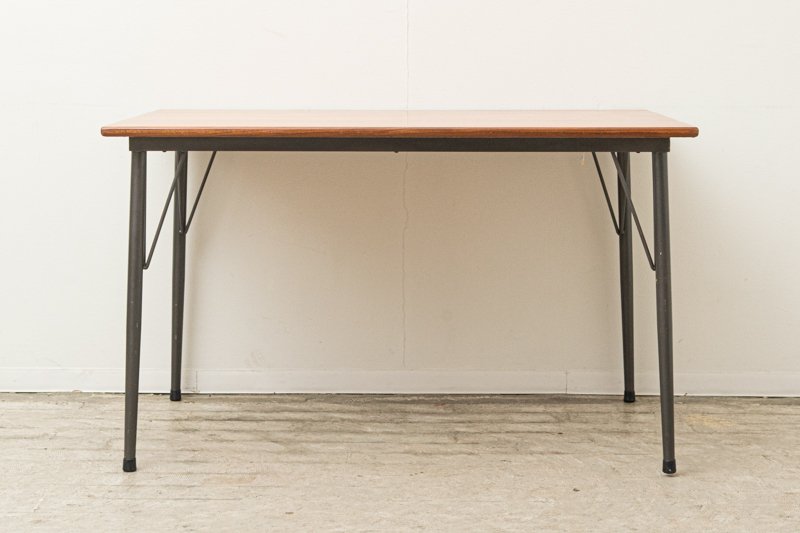 北欧家具　デンマーク製　テーブル