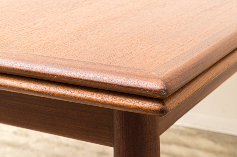 北欧家具　デンマーク　ダイニングテーブル　エクステンション