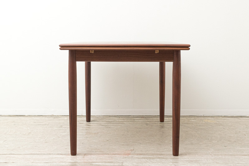 北欧家具　デンマーク　ダイニングテーブル　エクステンション