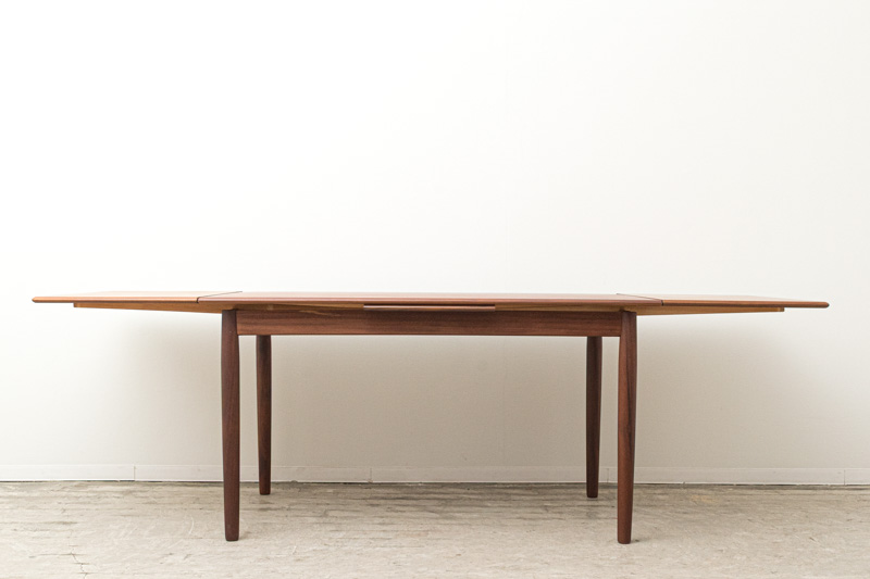 北欧家具　デンマーク　ダイニングテーブル　エクステンション